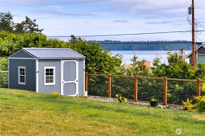 Property photo for 6404 Warren Street, Anacortes photo 26