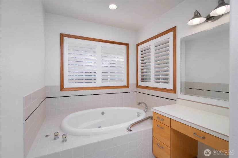Property photo for 6404 Warren Street, Anacortes photo 15