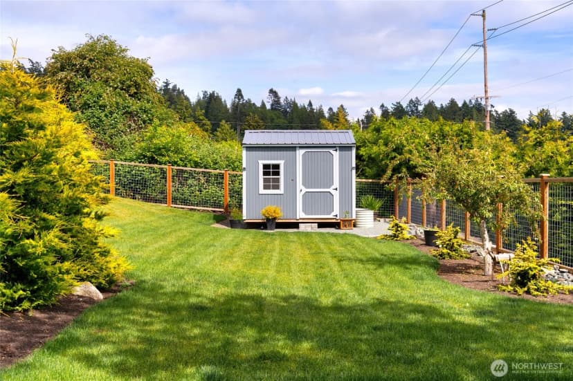 Property photo for 6404 Warren Street, Anacortes photo 25