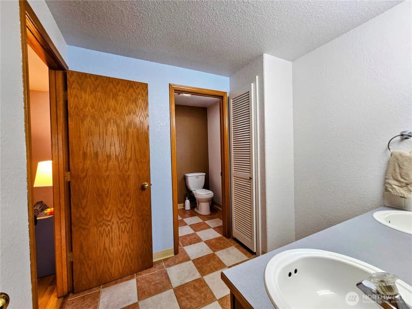 Property photo for 20414 2nd Avenue E, Spanaway photo 18