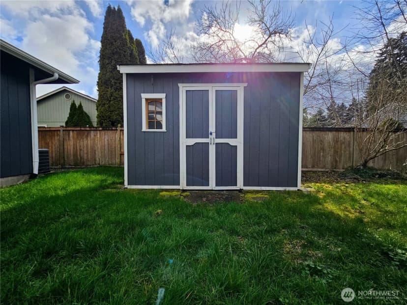 Property photo for 20414 2nd Avenue E, Spanaway photo 26