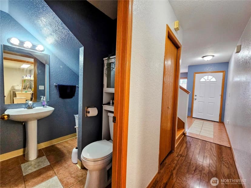 Property photo for 20414 2nd Avenue E, Spanaway photo 13