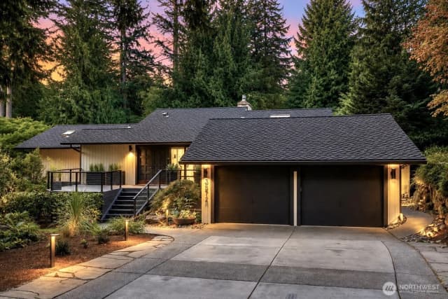Property photo for 3212 211th Avenue Ne, Sammamish photo 5