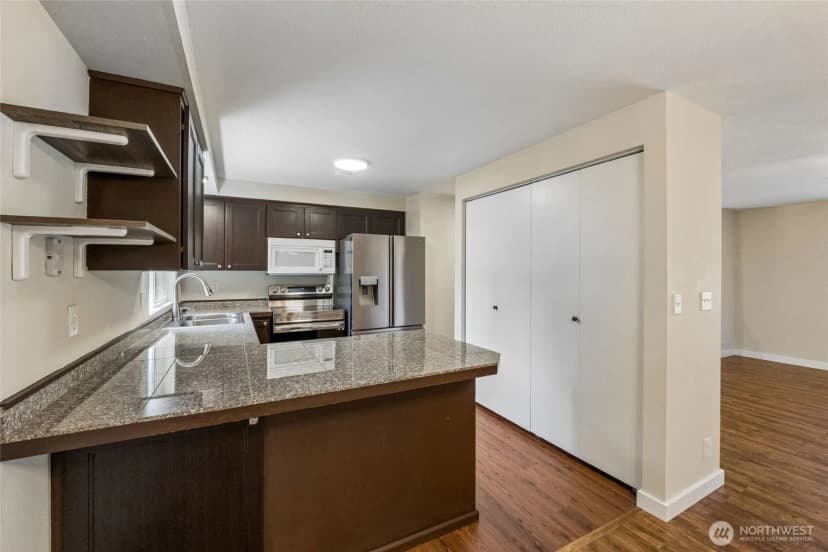 Property photo for 11125 129th Street, Kirkland photo 10