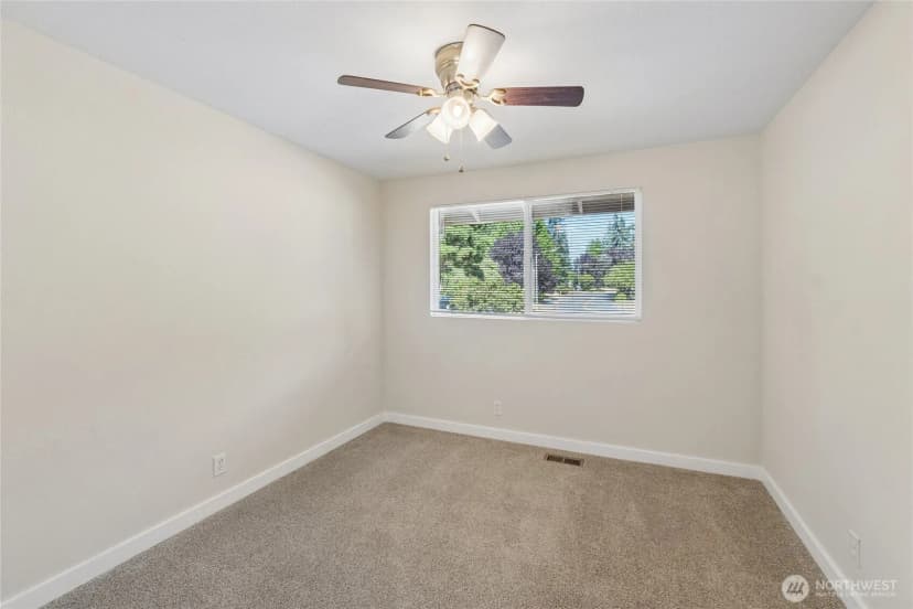Property photo for 11125 129th Street, Kirkland photo 23