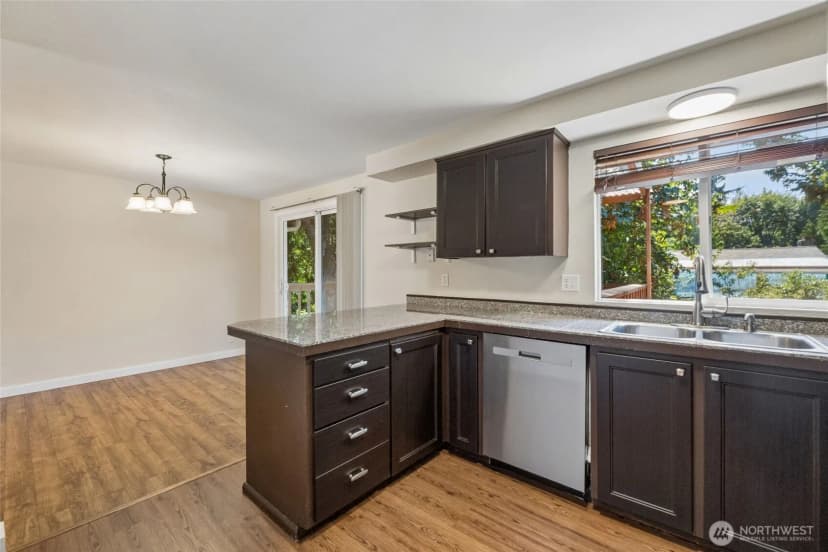 Property photo for 11125 129th Street, Kirkland photo 11