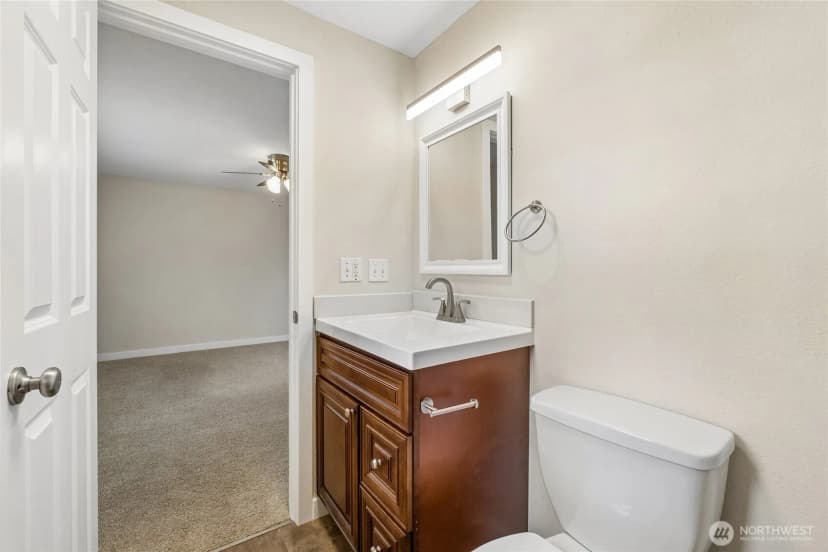 Property photo for 11125 129th Street, Kirkland photo 27