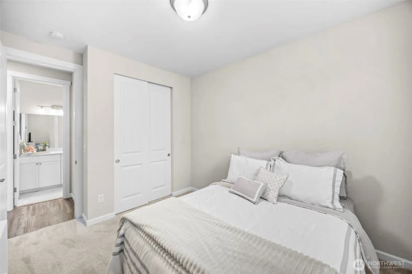 Property photo for 6684 Skipper Lane Se, Port Orchard photo 25