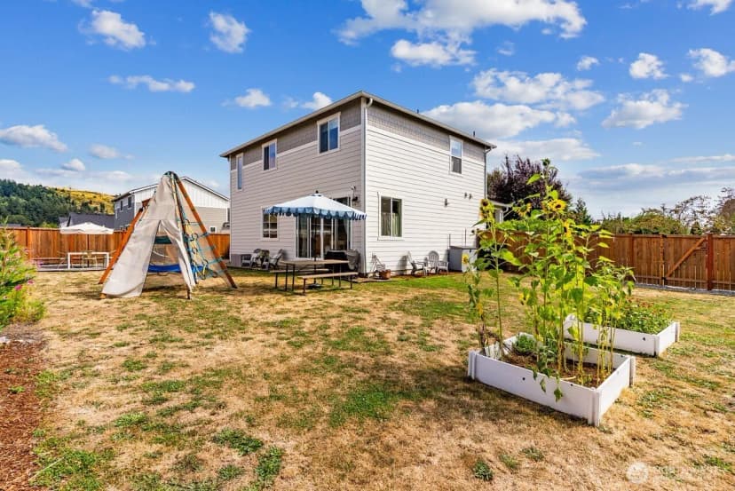 Property photo for 15615 Washington Street, Sumner photo 18