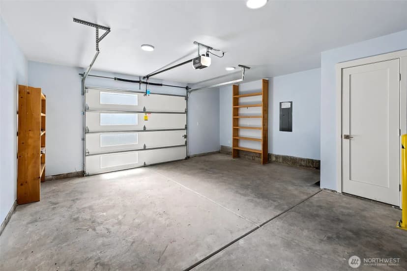 Property photo for 332 Ne Elk Place, Seattle photo 19