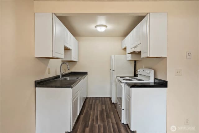 Property photo for 3115 E 29th Ave, Spokane photo 5