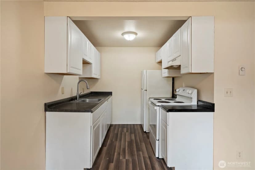 Property photo for 3115 E 29th Ave, Spokane photo 5