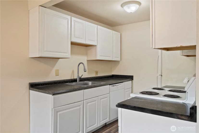 Property photo for 3115 E 29th Ave, Spokane photo 6