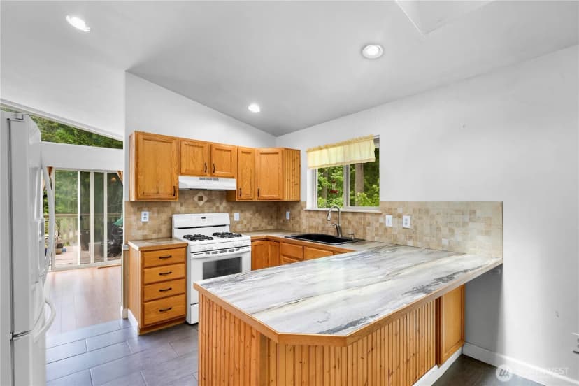 Property photo for 3046 Glenhaven Drive, Sedro Woolley photo 11