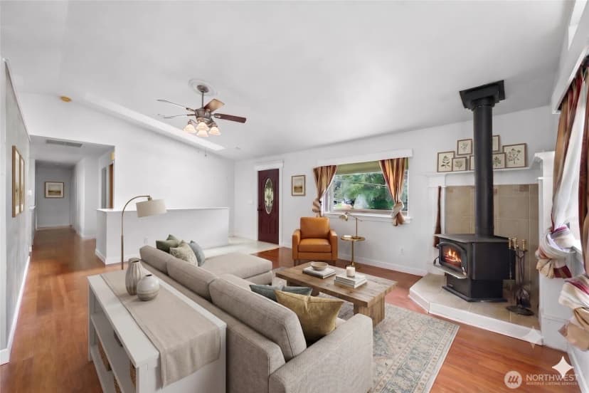 Property photo for 3046 Glenhaven Drive, Sedro Woolley photo 6
