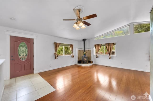 Property photo for 3046 Glenhaven Drive, Sedro Woolley photo 4