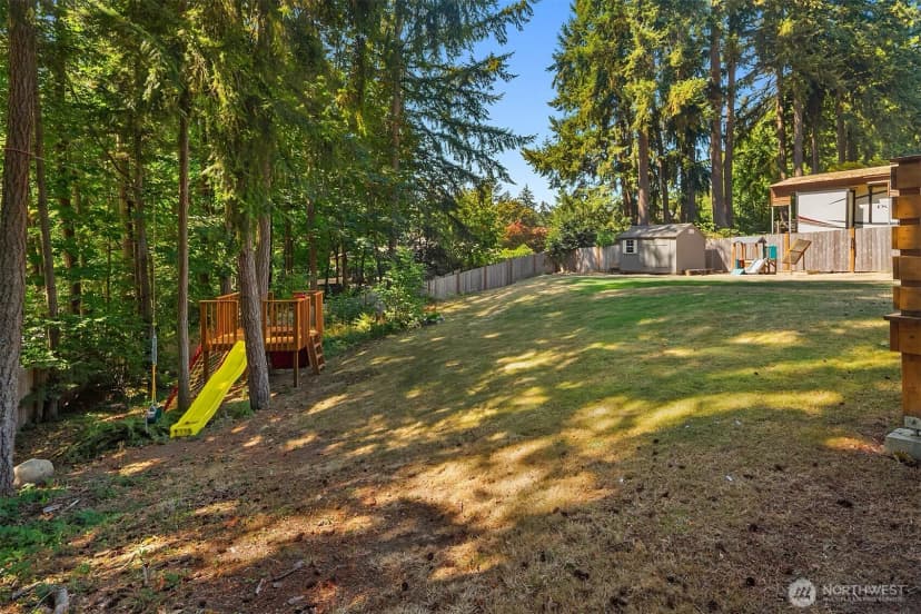 Property photo for 14333 165th Place Se, Renton photo 28