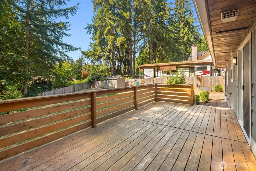 Property photo for 14333 165th Place Se, Renton photo 26