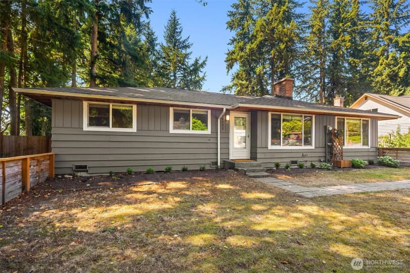 Property photo for 14333 165th Place Se, Renton photo 2
