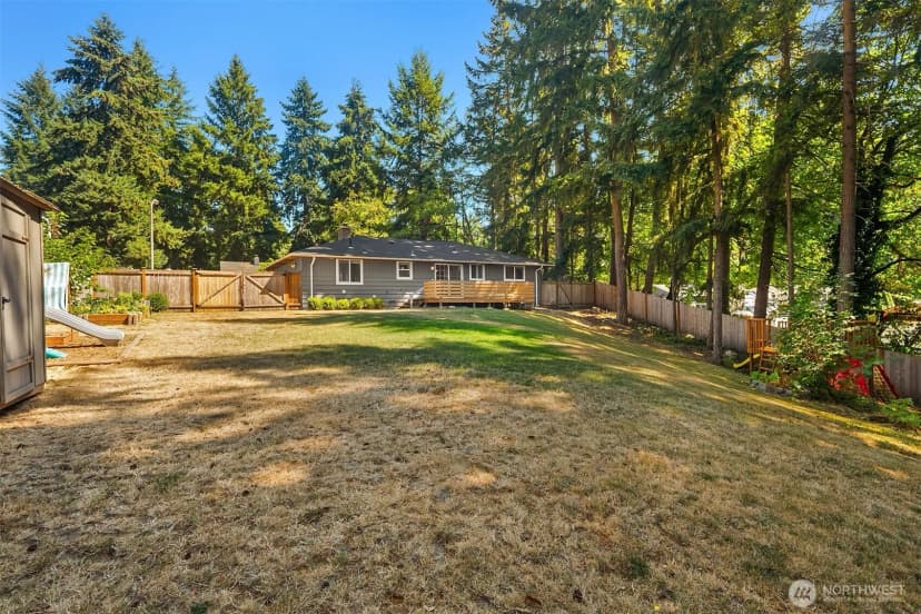 Property photo for 14333 165th Place Se, Renton photo 27