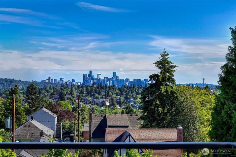 Property photo for 332 Ne Elk Place, Seattle photo 26
