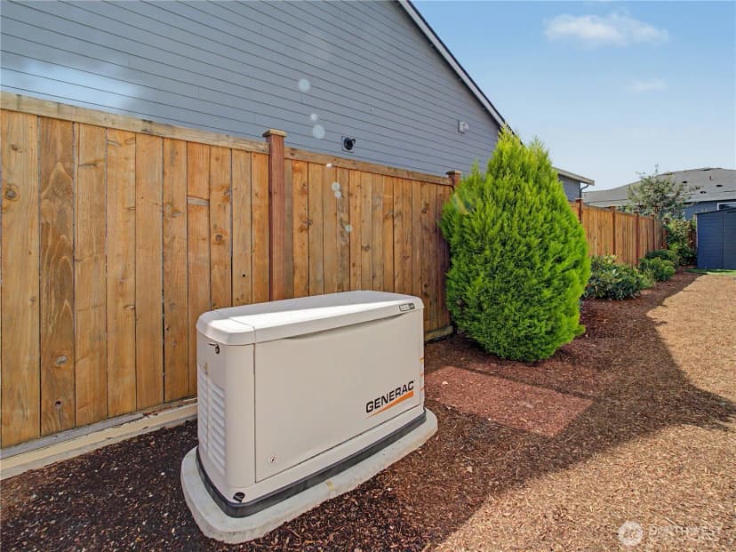 Property photo for 1346 Boyle Street, Enumclaw photo 34