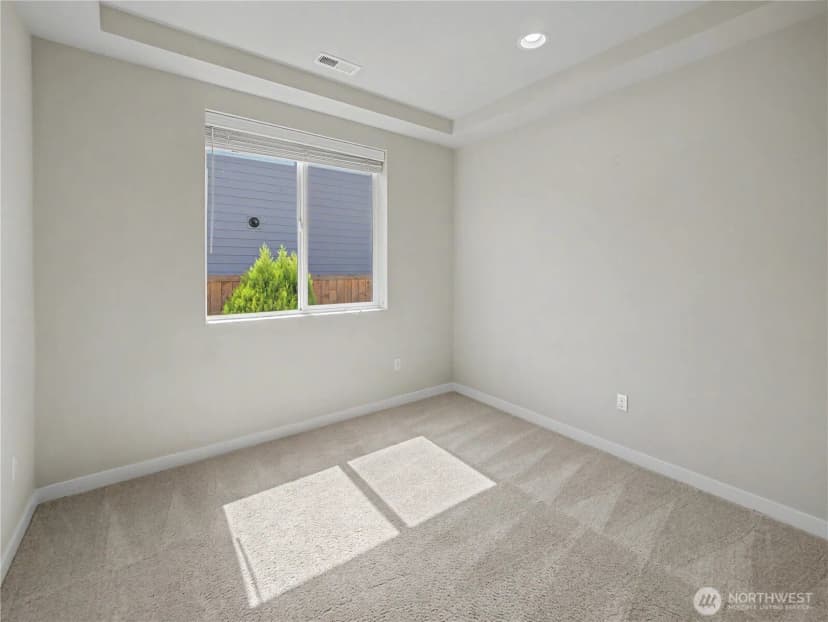 Property photo for 1346 Boyle Street, Enumclaw photo 23