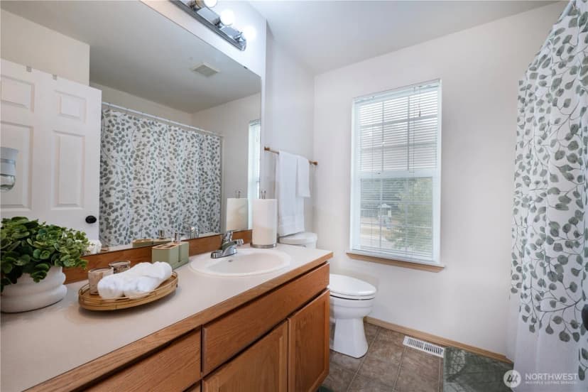 Property photo for 926 99th Street Sw, Everett photo 22