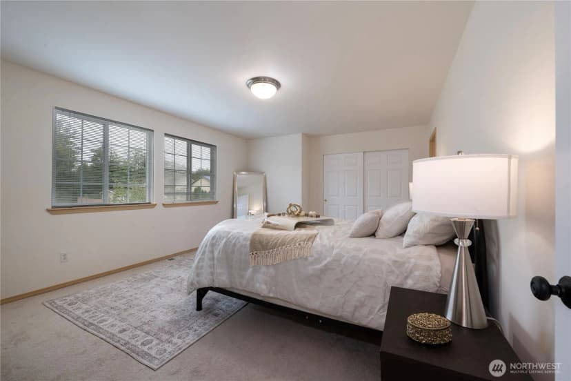 Property photo for 926 99th Street Sw, Everett photo 14