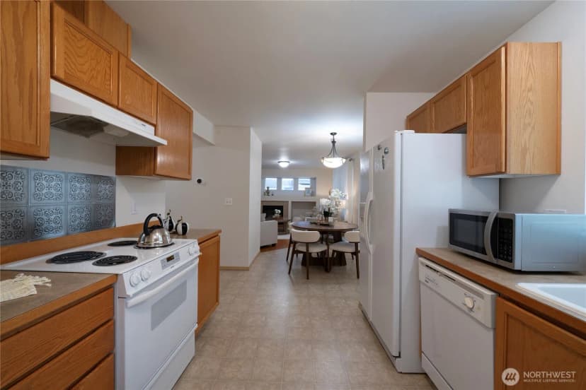 Property photo for 926 99th Street Sw, Everett photo 11