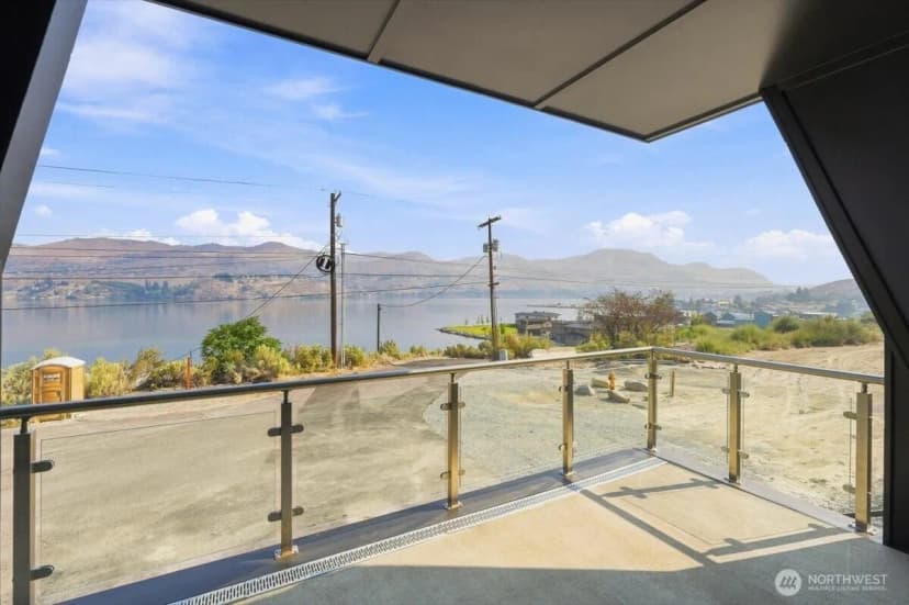 Property photo for 1891 W Prospect Street, Chelan photo 8