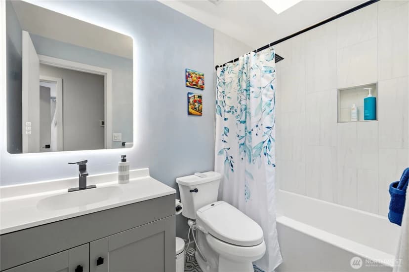 Property photo for 11212 Ne 145th Street, Kirkland photo 18