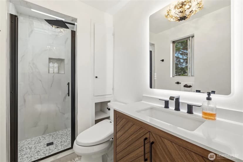 Property photo for 11212 Ne 145th Street, Kirkland photo 15