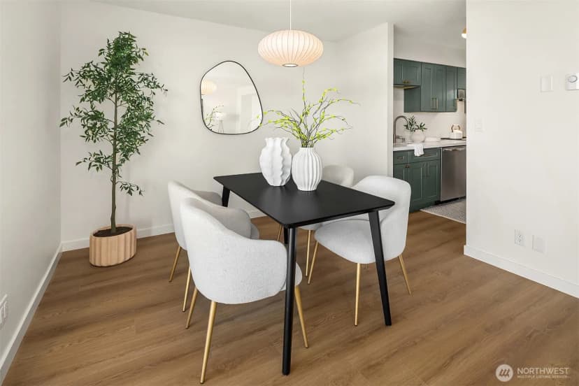 Property photo for 4540 8th Avenue Ne #1002, Seattle photo 6