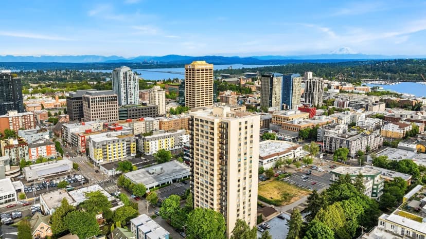 Property photo for 4540 8th Avenue Ne #1002, Seattle