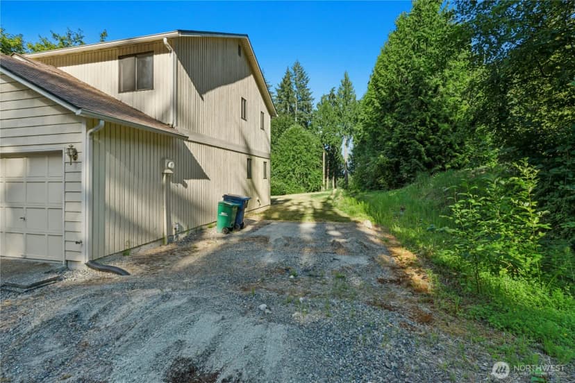 Property photo for 18515 Ne 143rd Place, Woodinville photo 27