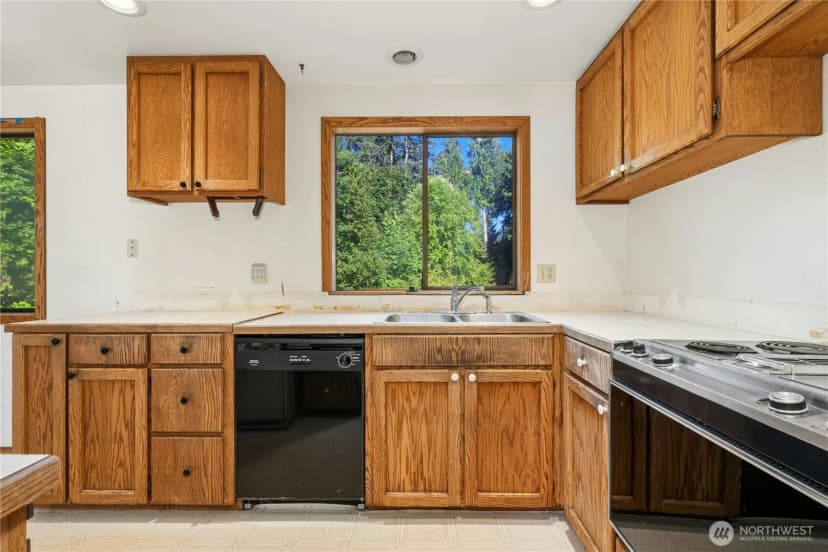 Property photo for 18515 Ne 143rd Place, Woodinville photo 14