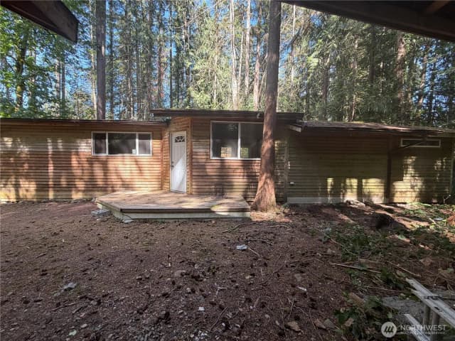 Property photo for 42062 Cedar Street, Concrete photo 3