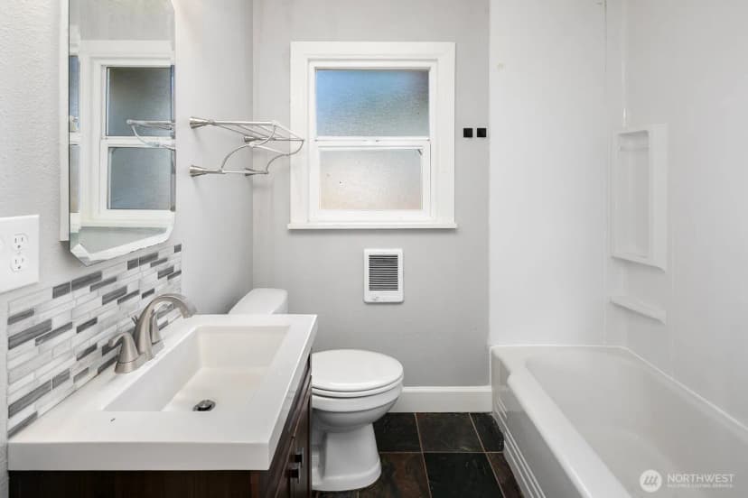 Property photo for 346 Pelly Avenue N, Renton photo 15