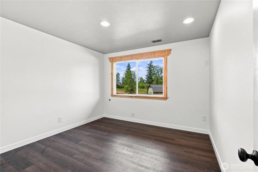 Property photo for 15724 Se 369th Street, Auburn photo 34