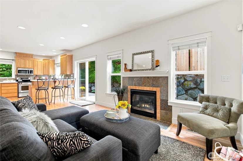 Property photo for 19028 37th Avenue Ne, Lake Forest Park photo 21
