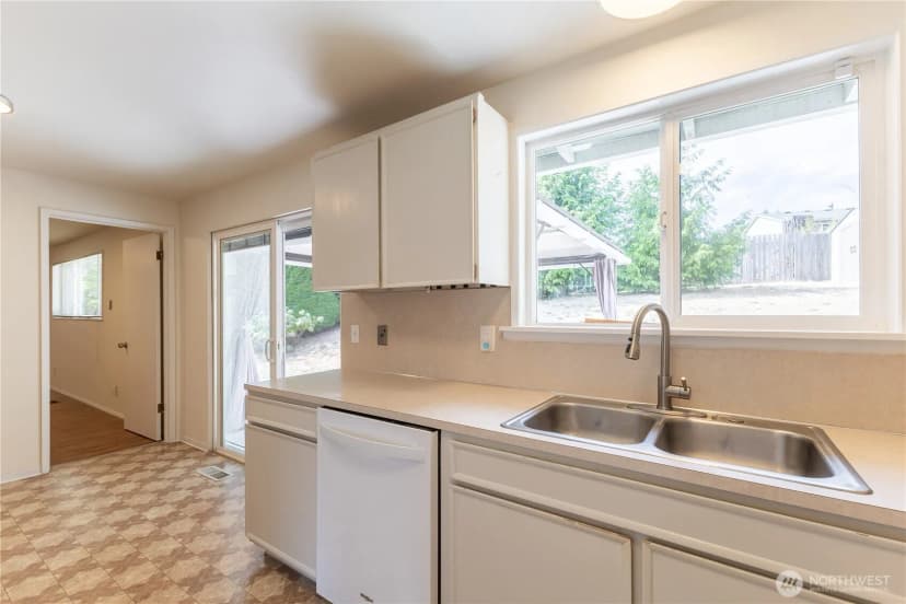 Property photo for 29513 39th Avenue S, Auburn photo 11