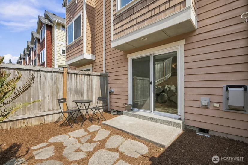 Property photo for 12307 10th Place Ne #unit C, Seattle photo 20