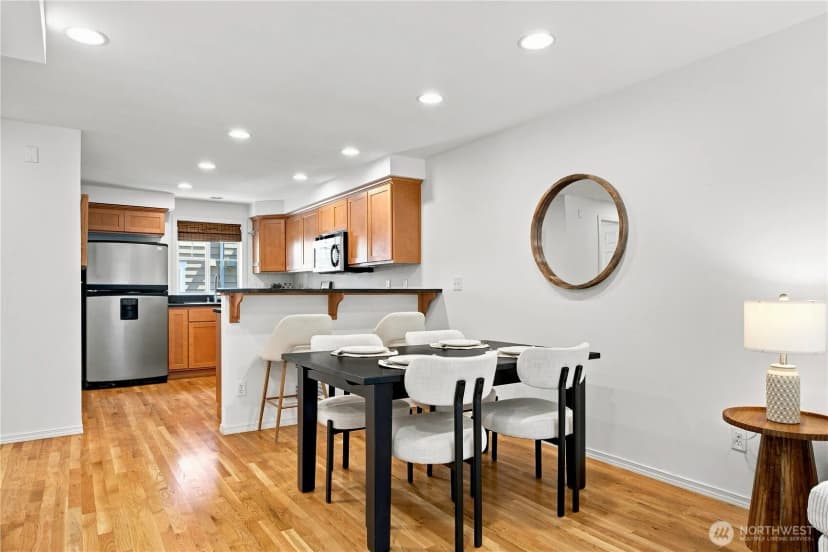 Property photo for 12307 10th Place Ne #unit C, Seattle photo 8