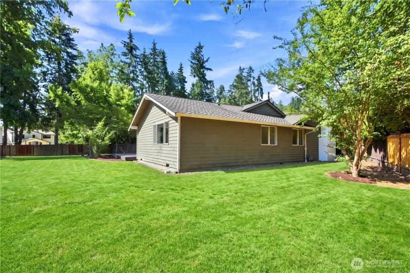 Property photo for 17921 Ne 27th Street, Redmond photo 28