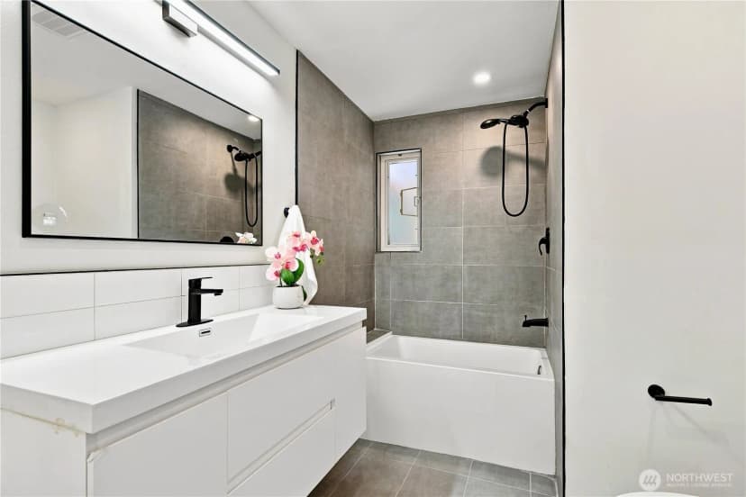 Property photo for 17921 Ne 27th Street, Redmond photo 21