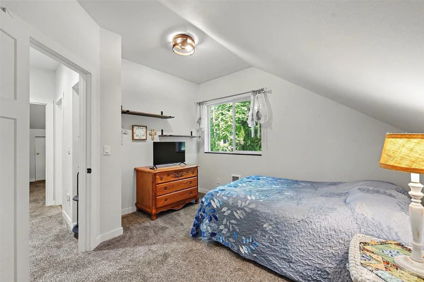 Property photo for 31219 555th Street E, Ashford photo 20