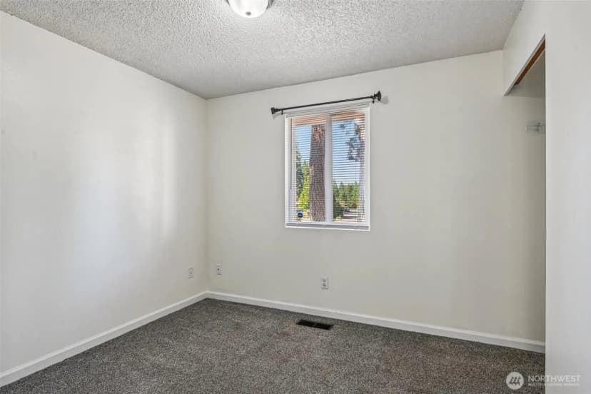 Property photo for 3418 Se Azalea Avenue, Port Orchard photo 20