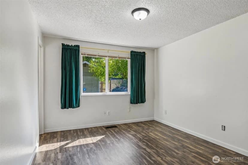 Property photo for 3418 Se Azalea Avenue, Port Orchard photo 23
