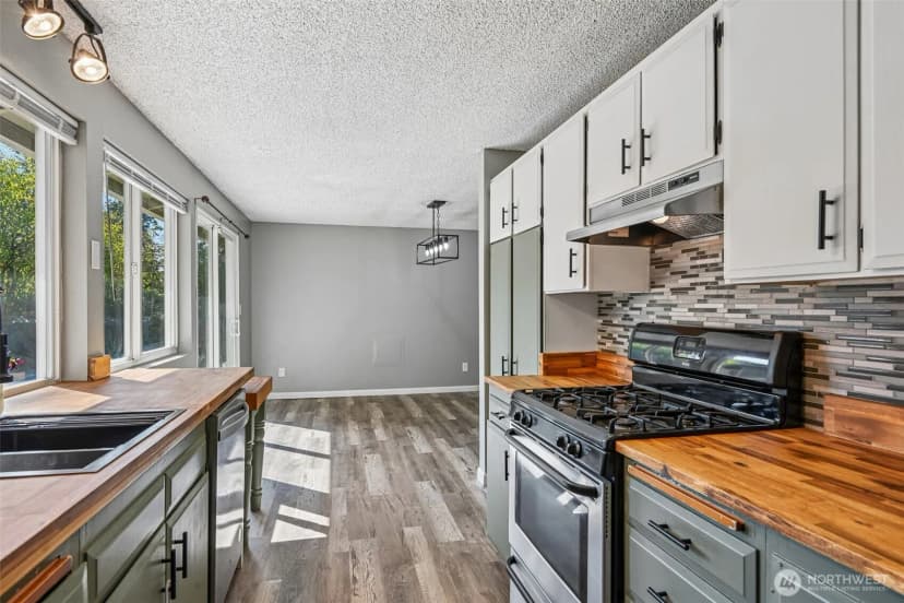 Property photo for 3418 Se Azalea Avenue, Port Orchard photo 13